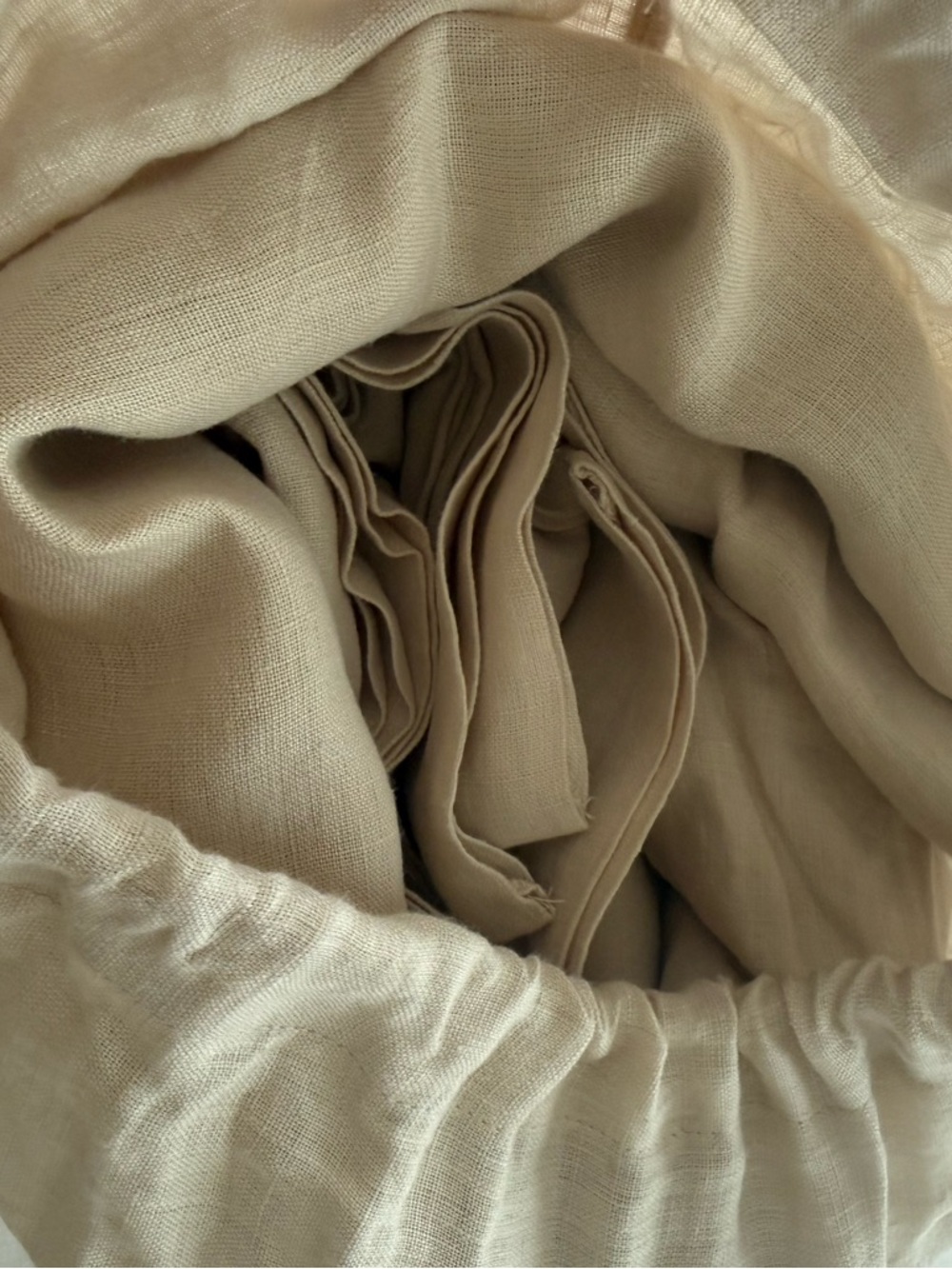New Quince European Linen Piped Fitted Sheet Set CalKing - Oat/Espresso $134 - Picture 6 of 7